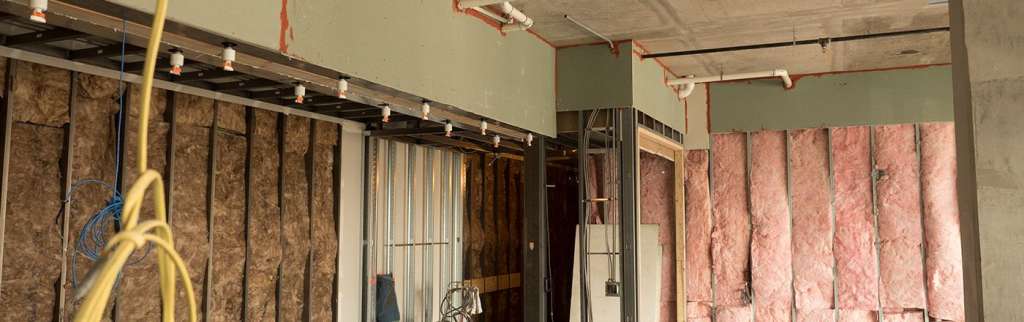 Fireproof insulation in walls
